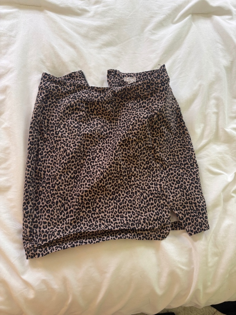 Cheetah print pencil skirt
